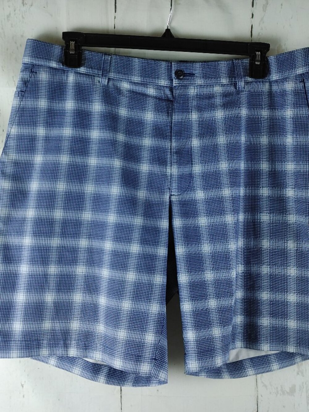 PGA Tour Men's Blue & White Plaid Performance Chino Golf Shorts Size 40